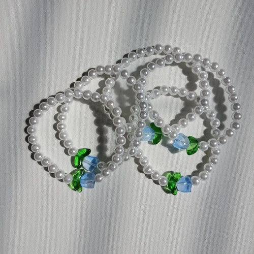 Blue Pearl Tulip Bracelet
