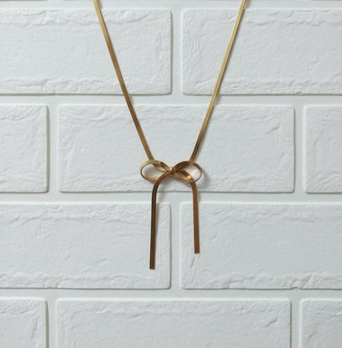 Bow Anti Tanish Necklace