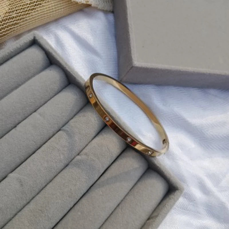 Classical Anti Tanish Bracelet