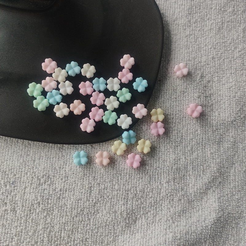 Clover Beads 30 Pieces