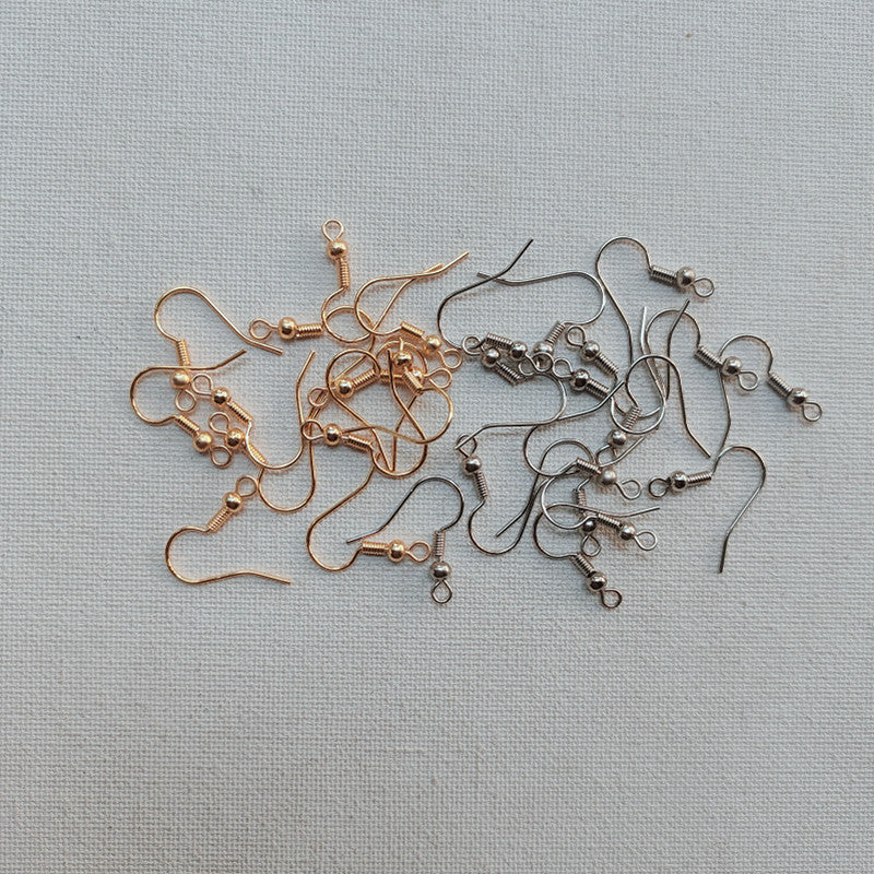 Anti Tanish Hooks 1 Pair