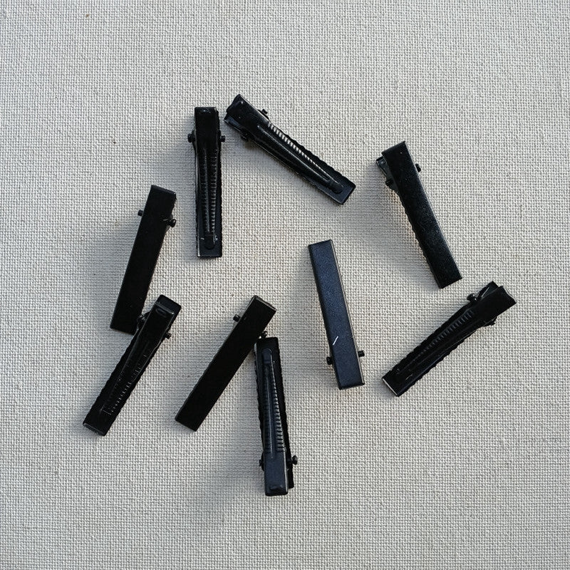 Black Alligator Clip