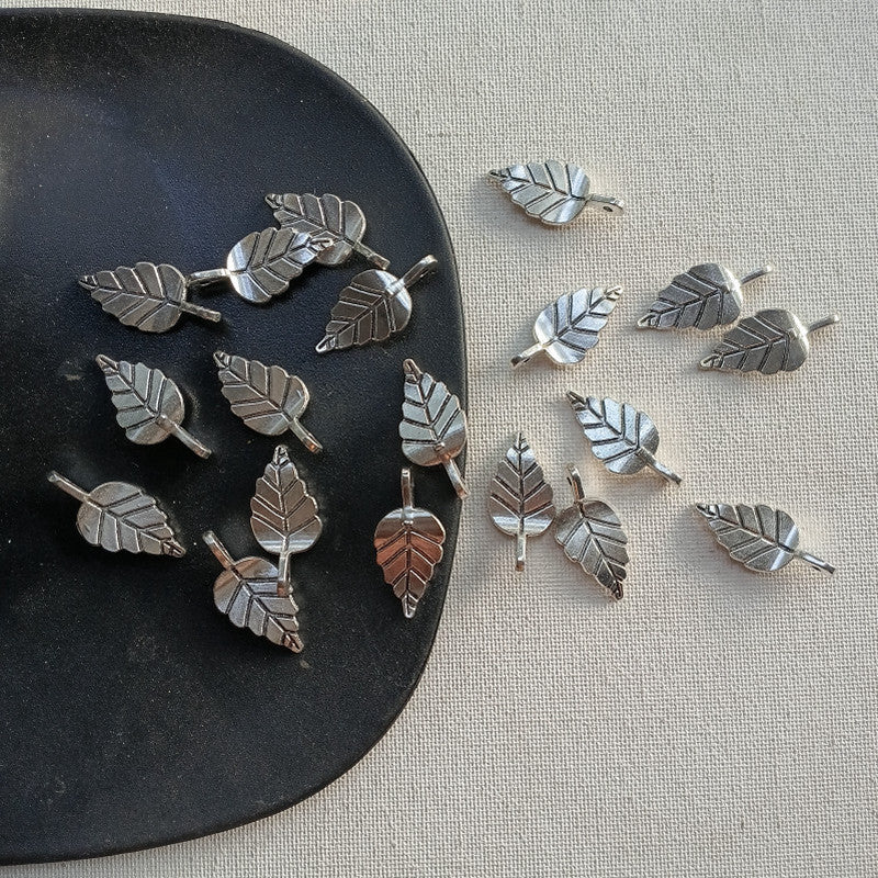 Big Leaf Charm