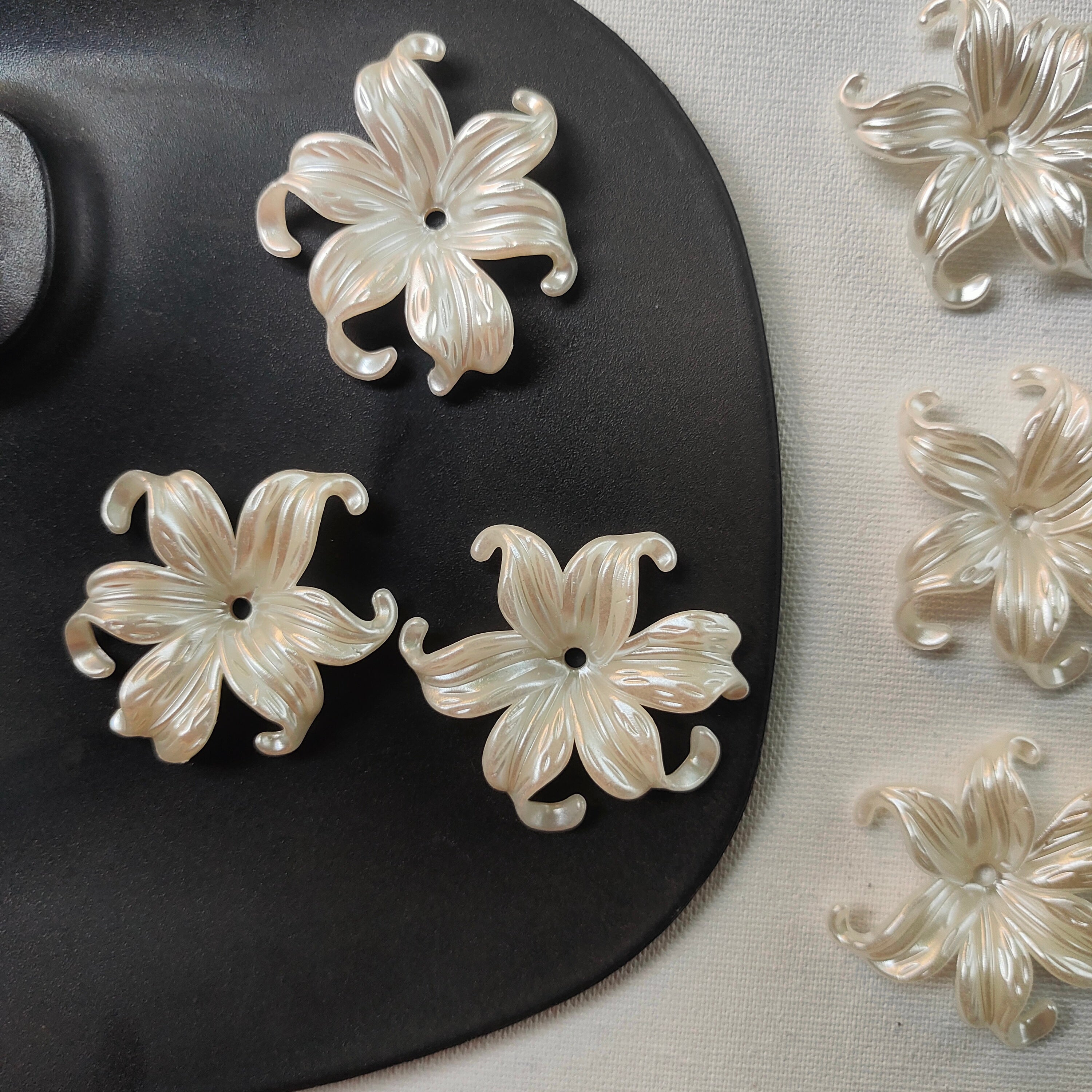 White spring flower pack of 5
