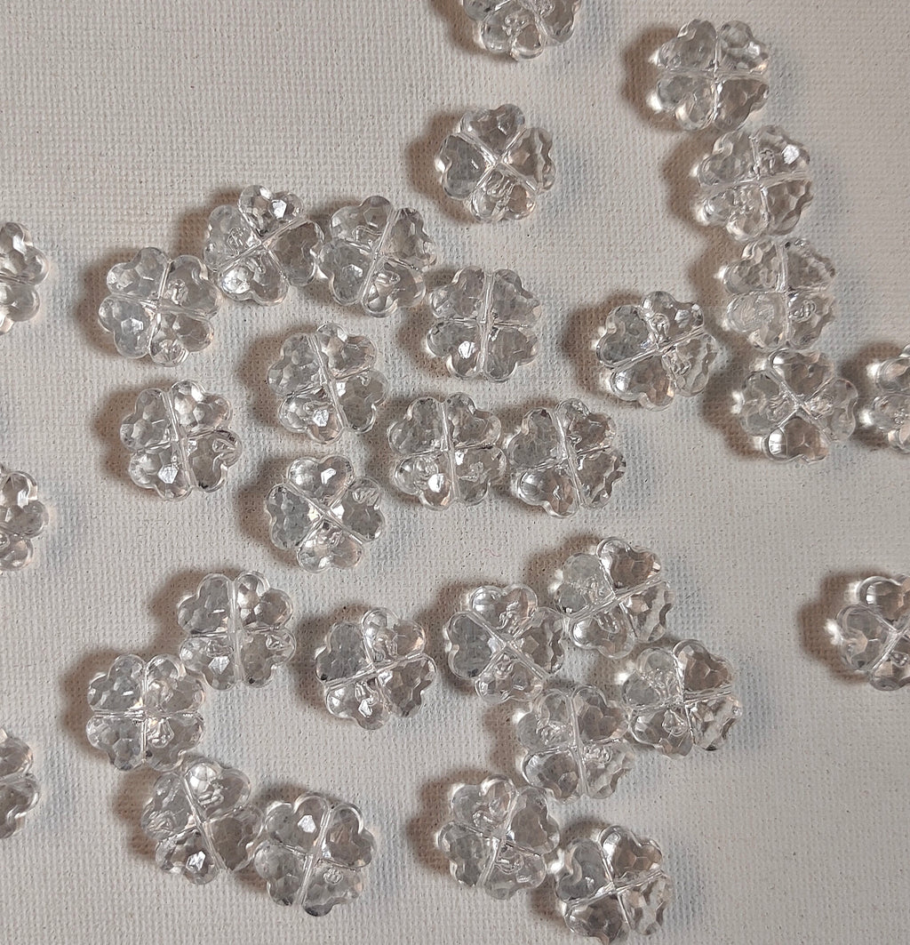 Transparent Clover Per Piece