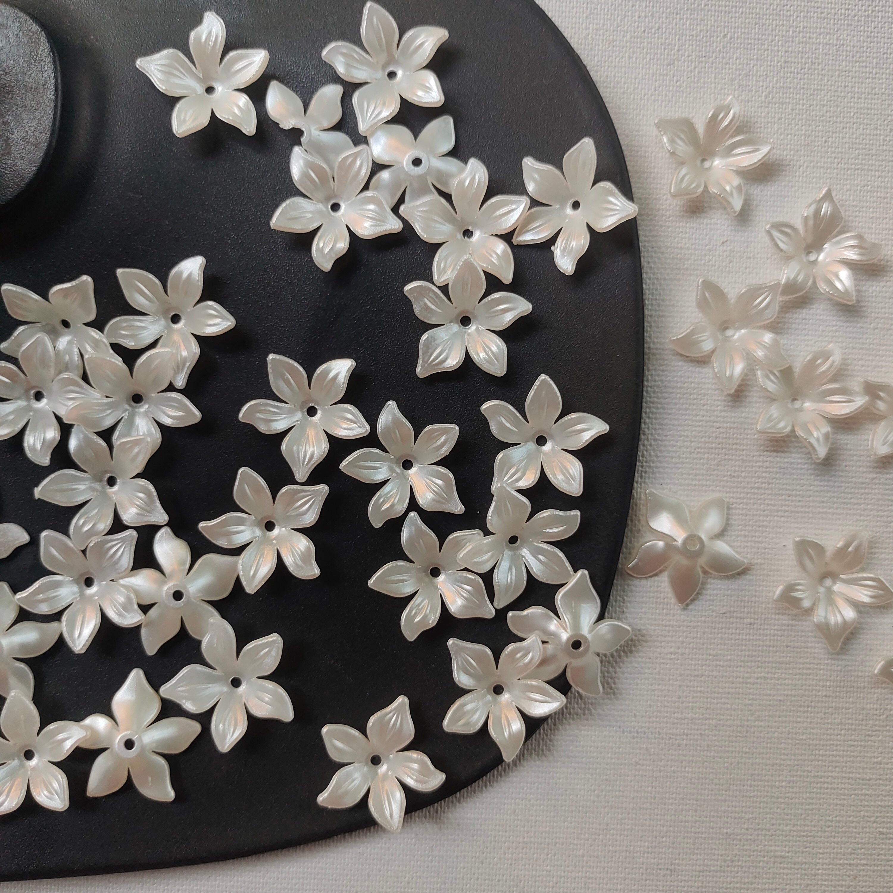 White flower 10 grm