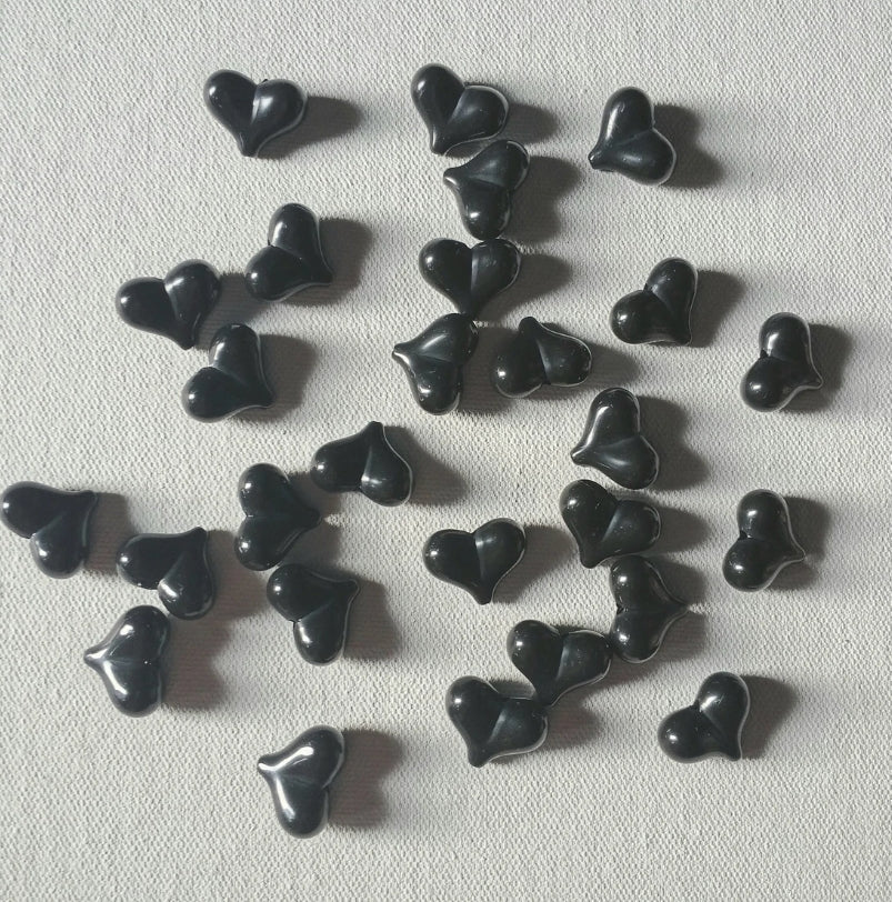 Black puffy heart 10 grm