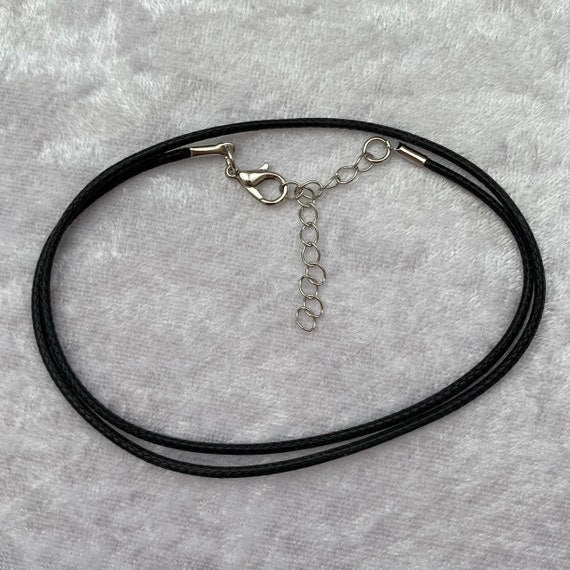Cord necklace per piece