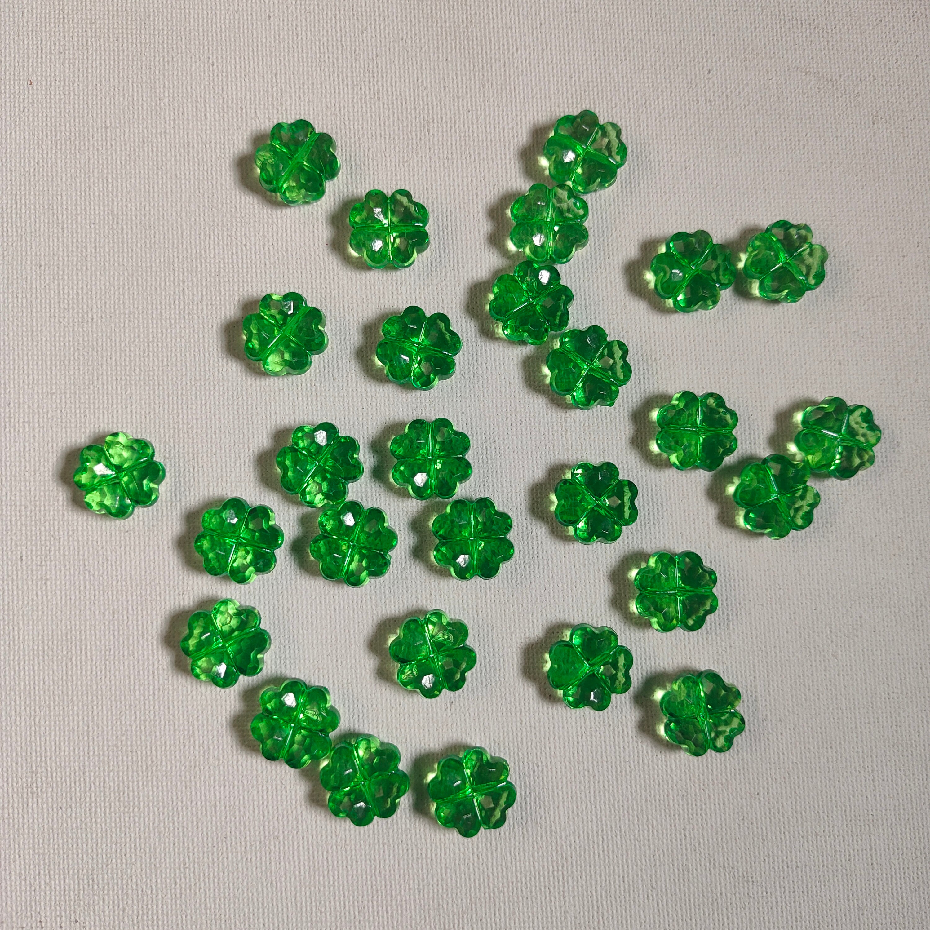 Dark Green Clover