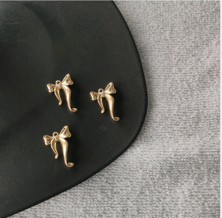 18K Gold Plated Drop Bow premium
